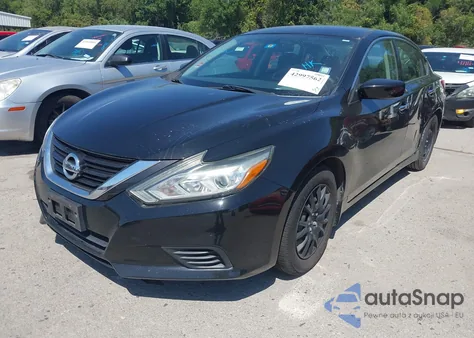 2018 Nissan Altima 2.5 S z USA, uszkodzony, nr VIN 1N4AL3AP0JC219426